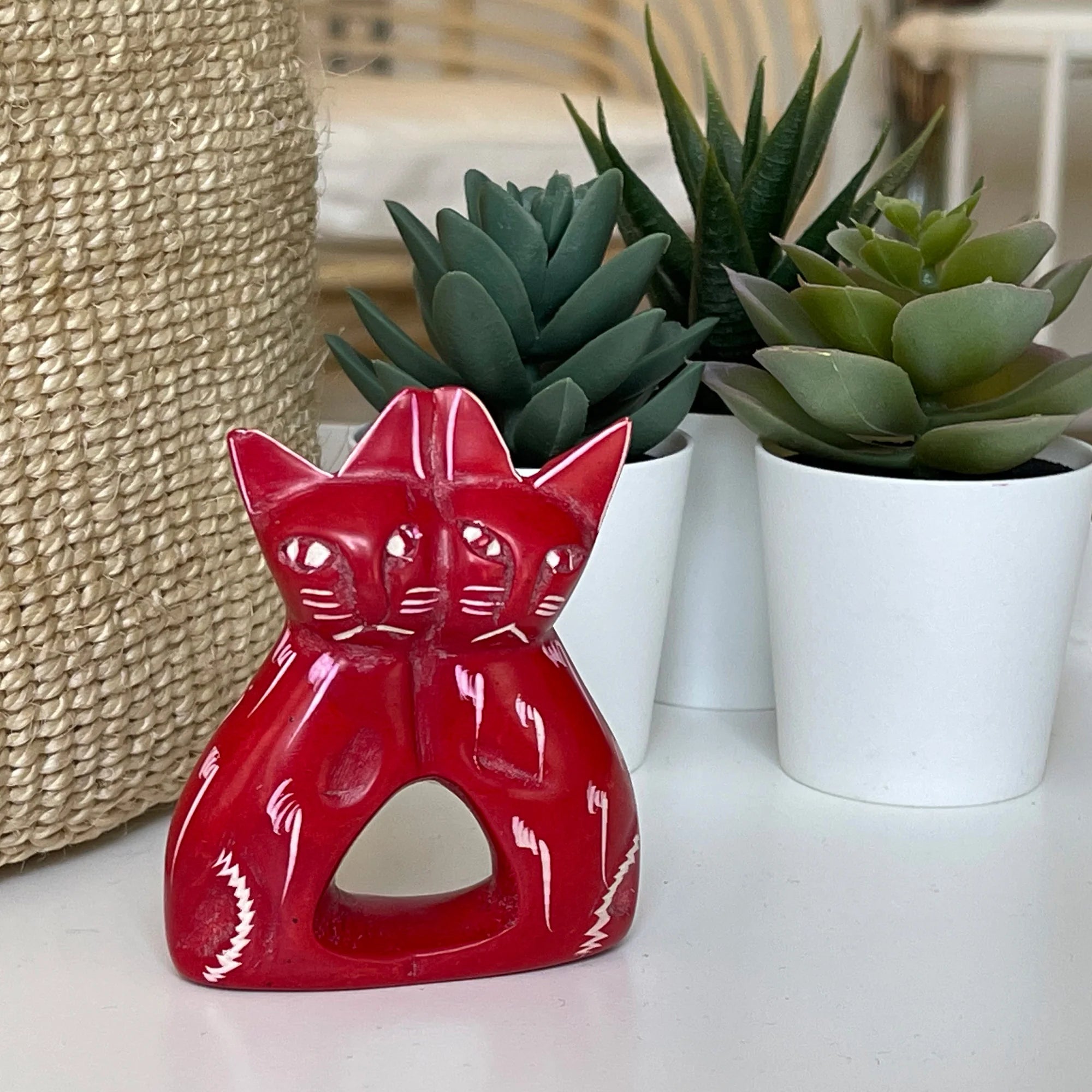 Handcrafted 4-inch Soapstone Love Cats Sculpture in Brick - Smolart